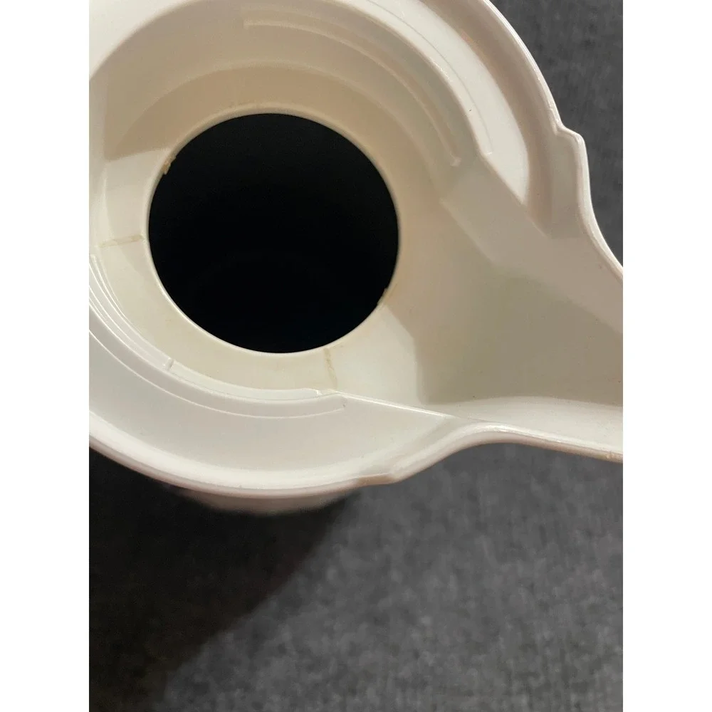Maxwell House Coffee Carafe White Thermal Insulated Pitcher 44oz Eco-Serv USA